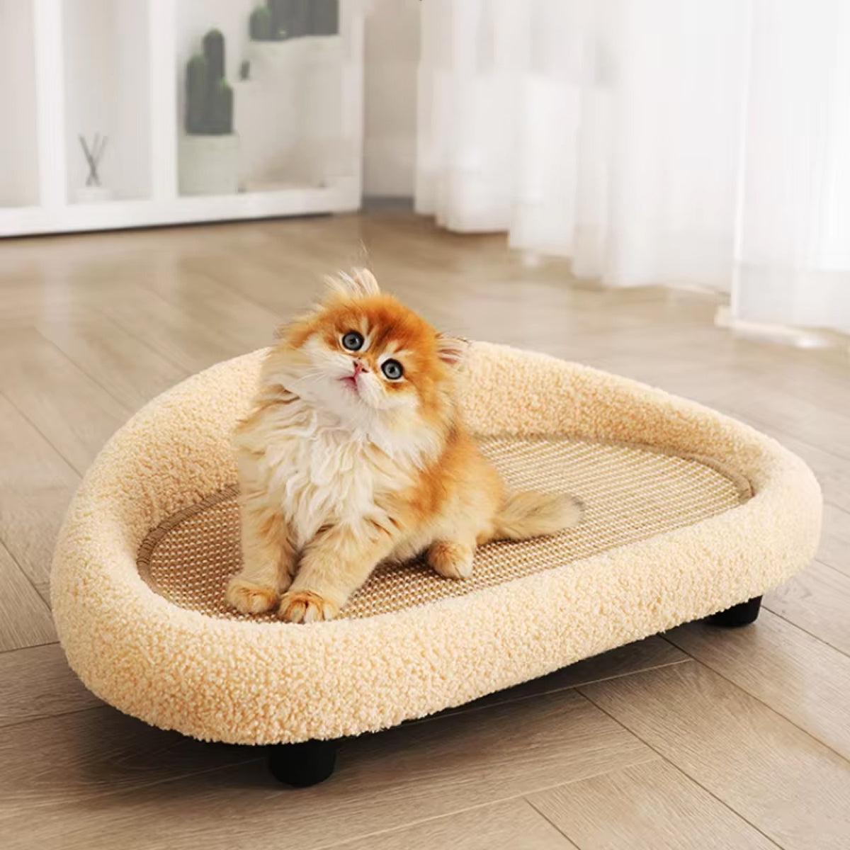 Sisal Cat Scratching Board with Cozy Velvet Nest