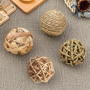 Durable Chew Toys for Rabbits Natural Grass Ball Set