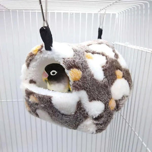 Small Animal Nest Bird House Ferret Rabbit Guinea Pig Bed Warm House