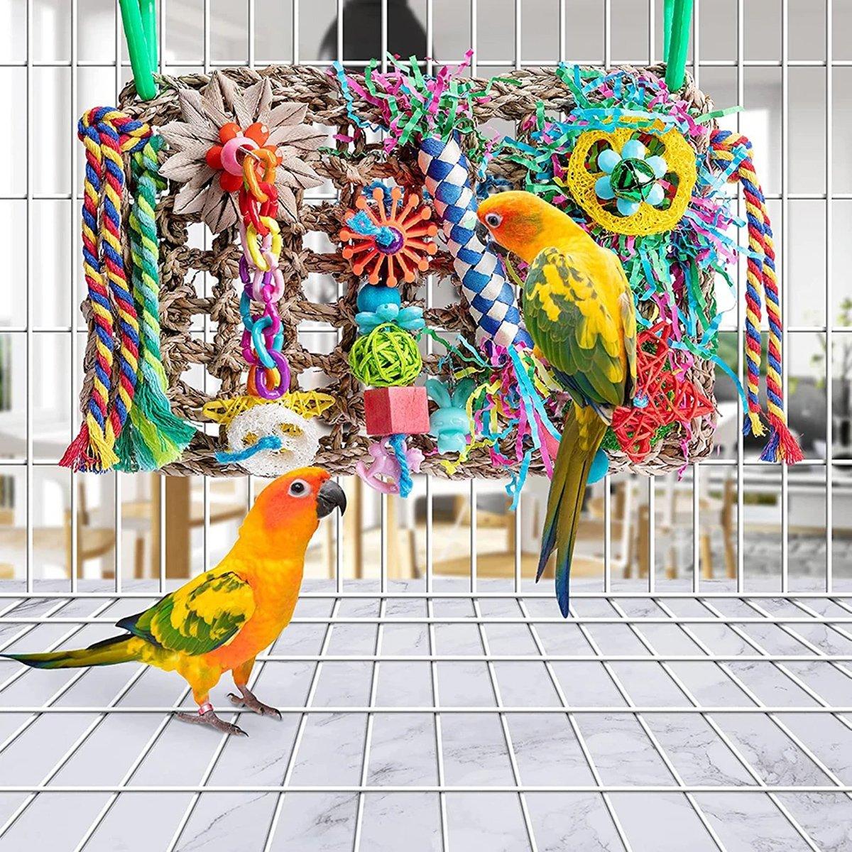 Parrot Bite Toy Grass Net Color Braided Tube Luffa Grass Silk Paper Bite Toy Cage Landscape Cross-border