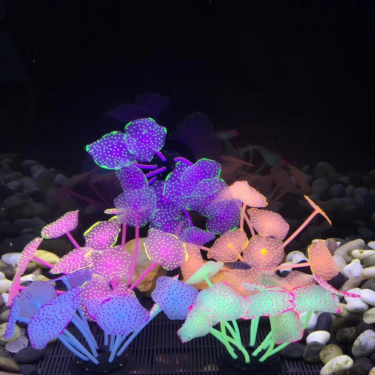 11 Leaf Silicone Artificial Fish Tank Aquarium Coral Plant Decoration