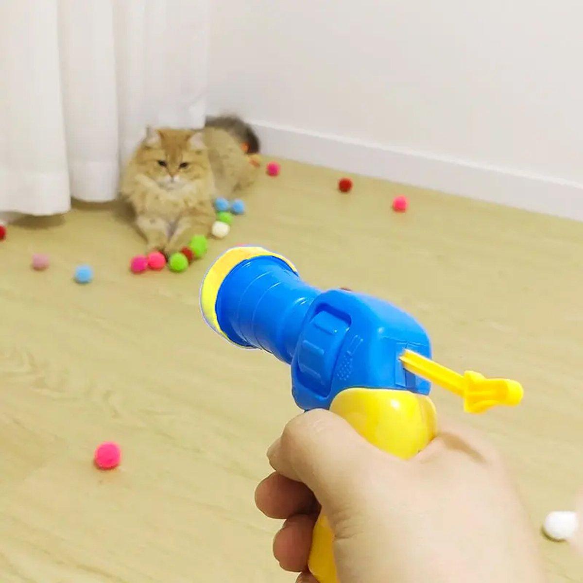 Cat Ball Gun Interactive Toy with 100pcs Colourful Stretch Plush Pom Pom Ball