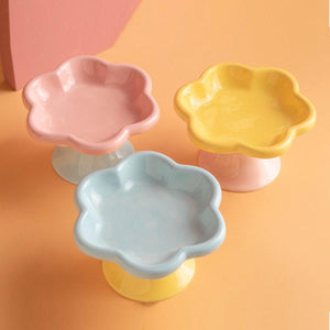 Elevated Ceramic Cat Bowl  Anti-Knock Flower-Shaped Dish for Cats & Small Pets