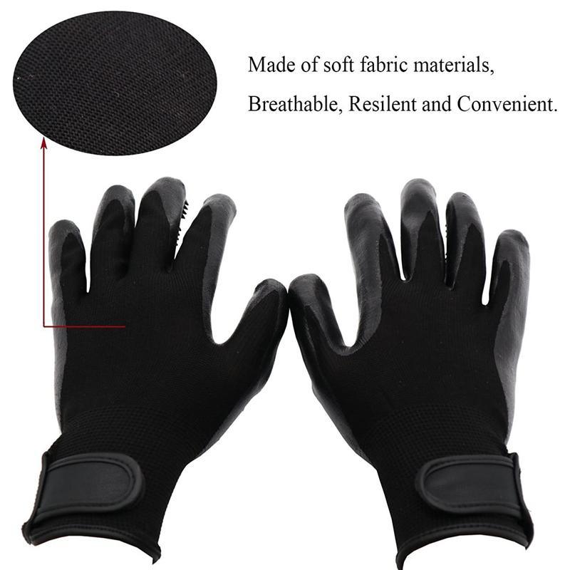 Versatile Dog Washing Gloves for grooming and bathing